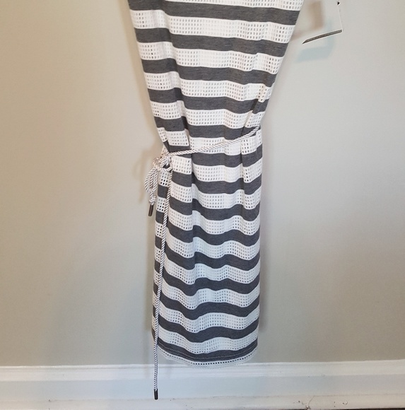 Striped dress - Picture 3 of 3
